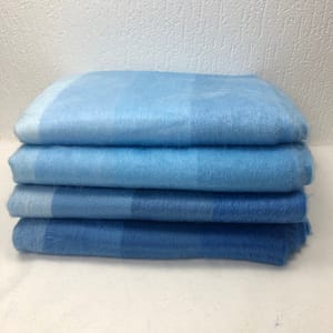 Châles Bleus Claires LIGNÉS